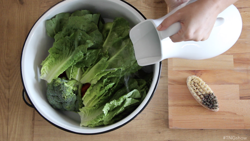 Washing Fruits and Vegetables - The Soak Method from The Normal Girl Show